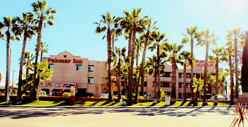 Palomar Inn