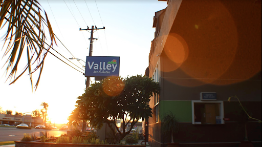 Valley Inn and Suite