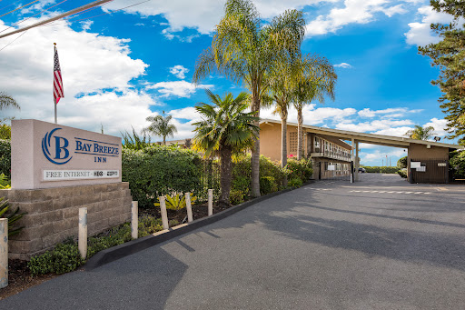 Bay Breeze Inn