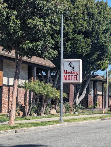 Mustang Motel