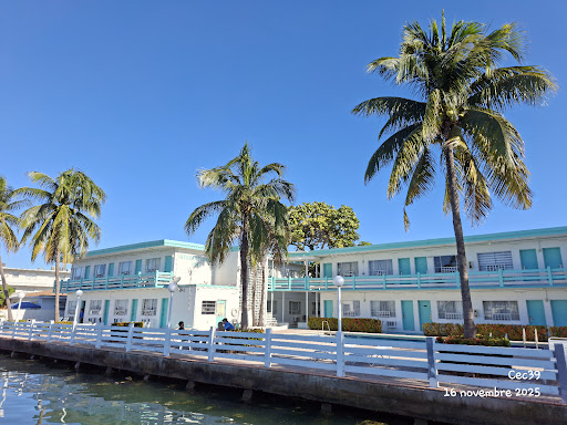 International Inn on the Bay