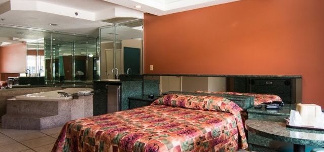 Chesapeake Motel Miami – Hotel Boutique con Piscina y Vista al Mar | Reserva Ahora
