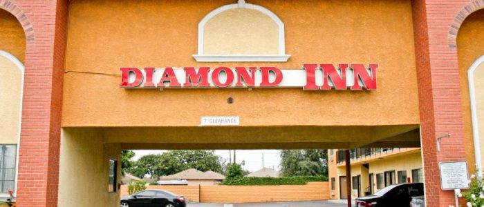 Diamond Inn: Hotel de Lujo con Vistas Espectaculares – Reserva tu Estancia Ideal
