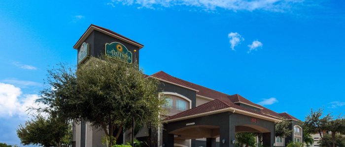 La Quinta Inn & Suites by Wyndham – Mission West McAllen | Hotel cómodo y moderno en Texas