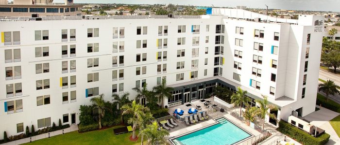 Aloft Miami Doral: Hotel Moderno con Wi‑Fi Gratis, Cerca del Aeropuerto y Atracciones de Miami