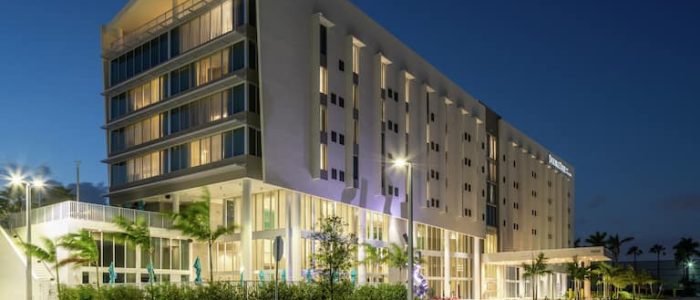 Hotel DoubleTree by Hilton Miami Doral – Elegancia y comodidad en el corazón de Miami