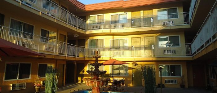 Imperial Inn: Hotel de Lujo con Vista al Centro Histórico – Reserva tu Estancia