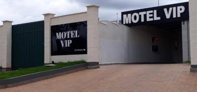 VIP Motel: Lujo y Confort en tu Estancia – Habitaciones Exclusivas, Servicio Premium