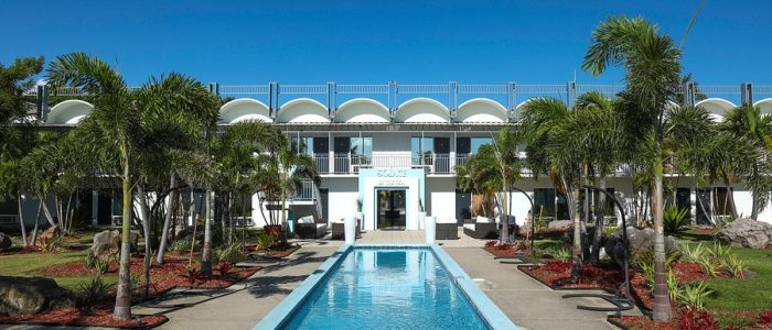 Hotel Solace by the Sea: lujo frente al mar, vistas panorámicas y descanso perfecto