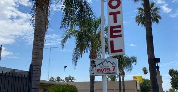 Motel 7 Downtown – Alojamiento urbano con encanto retro, fotos y reseñas