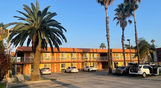 SimpleStay Suites – Hotel de Suites Modernas y Confortables para tu Estancia | Reserva Fácil