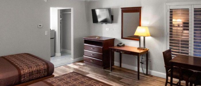 Dream Inn Fresno California: Hotel Boutique con Vista al Río, Comfort y Estilo