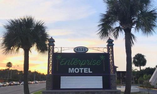 Enterprise Motel: Hotel Boutique de Negocios con Servicios Premium y Ubicación Estratégica