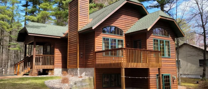 Whispering Pines Lodge: Cabaña de lujo entre pinos, refugio natural para escapadas inolvidables