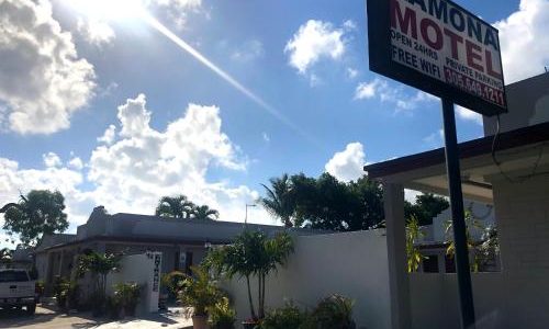 Ramona Motel: Encanto Retro y Confort en la Ruta – Fotos y Detalles
