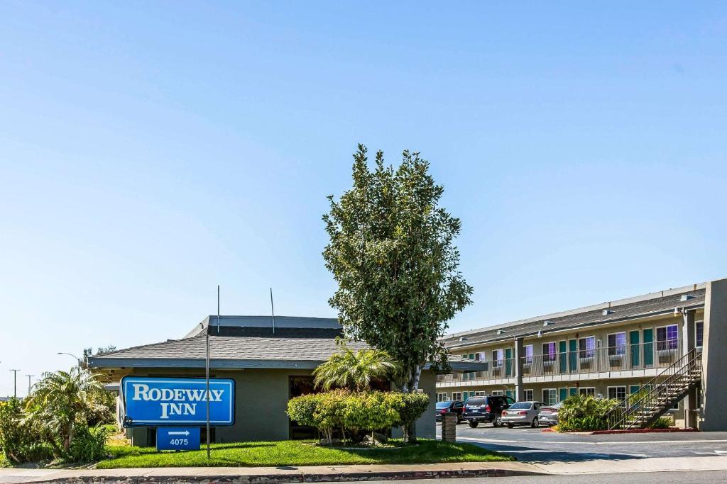 Rodeway Inn Ontario Mills Mall – Hotel cerca del centro comercial, comodidad y conveniencia en Ontario, CA