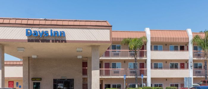 Hotel Days Inn by Wyndham cerca del Aeropuerto de Ontario – Alojamiento cómodo y accesible