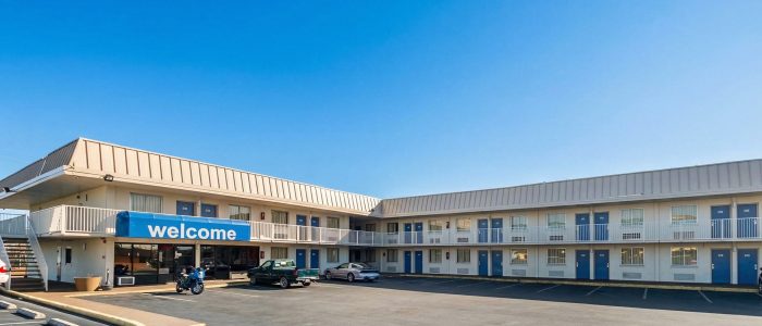 Motel 6 San Antonio TX – I-10 West | Habitaciones económicas cerca de la autopista
